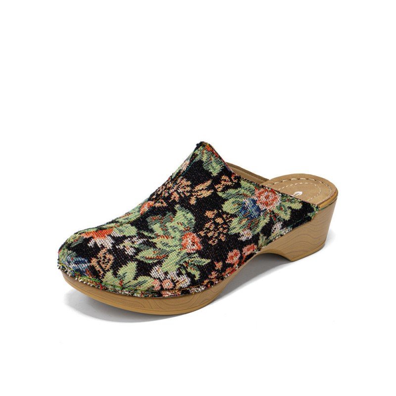 Socofy Retro Ethnic Vacation Floral Cloth Comfy Closed Toe Clogs