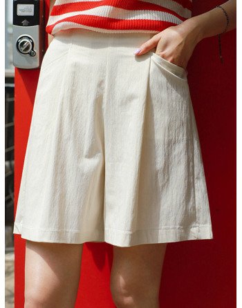 Women Solid Pleated Casual High Waist Shorts With Pocket